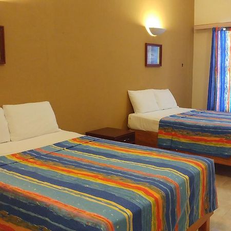 Sun Suites 코수멜 외부 사진