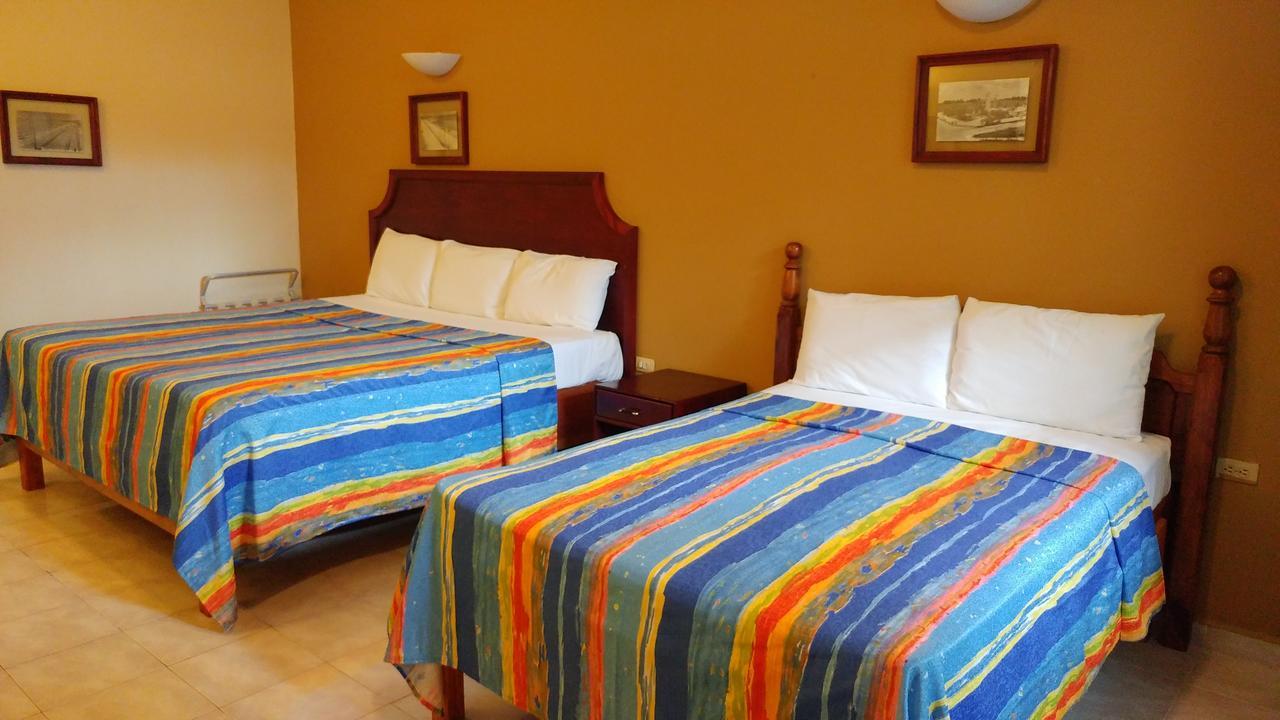 Sun Suites 코수멜 외부 사진